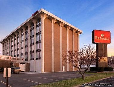Days Inn & Suites By Wyndham Elyria Ngoại thất bức ảnh